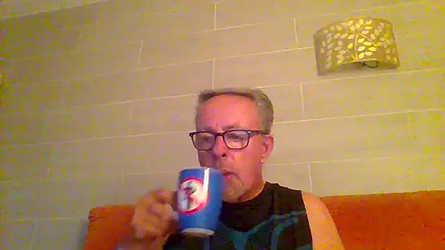 tuggy59 online show from 06-17-26, 04:48