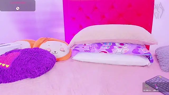 Sofia Girl  online show from 12-04-24, 06:33