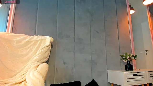 Sassy Teen online show from 10-23-25, 09:19