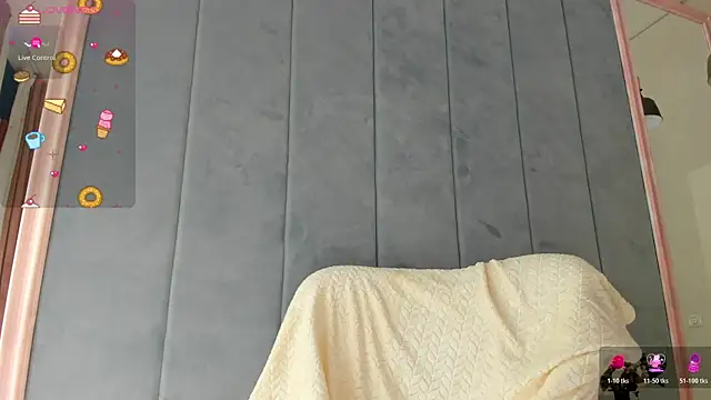 Sassy Teen online show from 10-30-25, 10:16