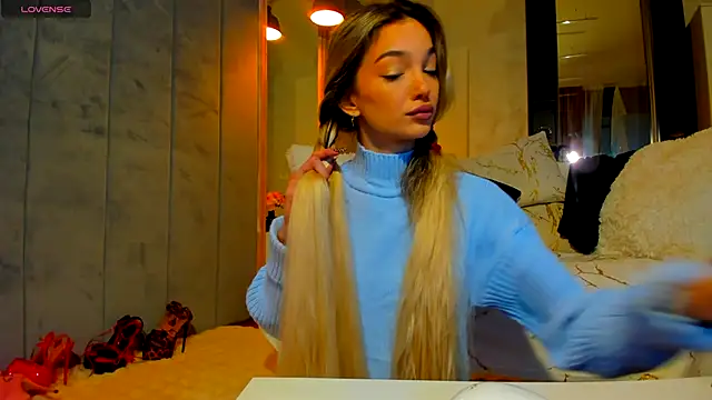 Sassy Teen online show from 11-29-25, 08:28