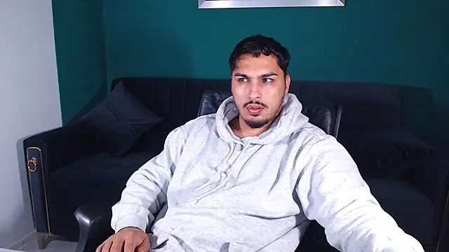 ZenoBaro1 online show from 01-19-25, 04:04