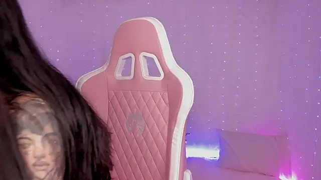 lili taylor online show from 01-16-25, 09:48