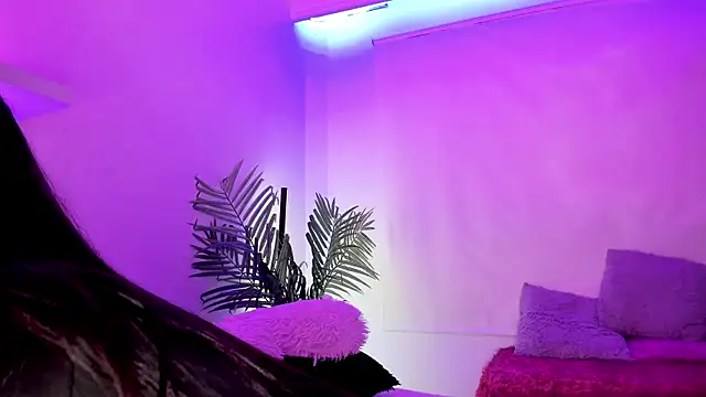 Gloomydoll online show from 10-03-25, 08:39