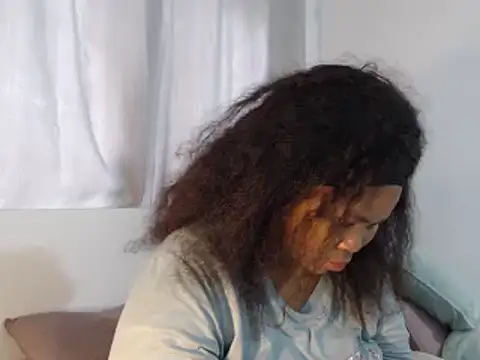 Real1SweetQueen online show from 10-18-25, 05:32