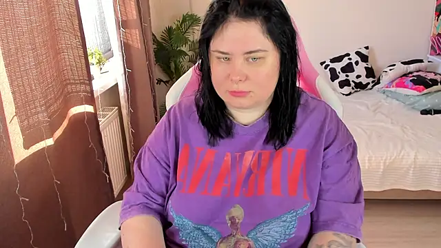 Snapshot of Akemi_BBW chatting on 11-03-25, 06:58 Akemi BBW online show from 11-03-25, 06:58