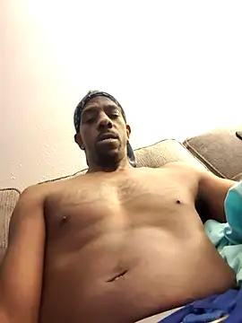 Snapshot of icyMike43 chatting on 03-12-26, 09:26 icyMike43 online show from 03-12-26, 09:26