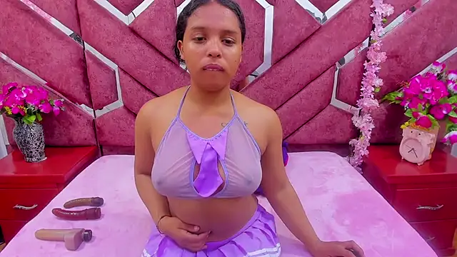 Snapshot of AnalNaugthy chatting on 10-22-25, 11:43 AnalNaugthy online show from 10-22-25, 11:43