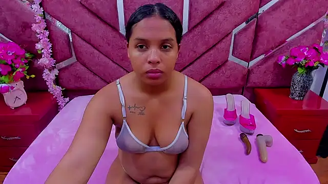 Snapshot of AnalNaugthy chatting on 10-25-25, 11:40 AnalNaugthy online show from 10-25-25, 11:40