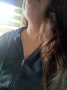 Snapshot of seherlatin chatting on 10-06-25, 07:55 seherlatin online show from 10-06-25, 07:55