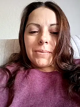 Snapshot of seherlatin chatting on 11-11-25, 05:02 seherlatin online show from 11-11-25, 05:02