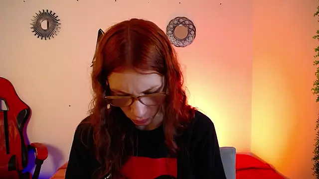 Katy Van online show from 12-20-25, 08:49