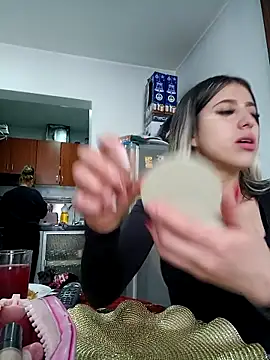 eva-2023 online show from 12-18-25, 05:52