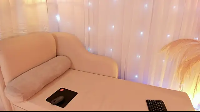 anniesweet02 online show from 09-21-25, 11:06