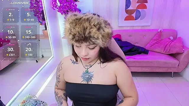 Isa reel online show from 09-28-25, 12:21