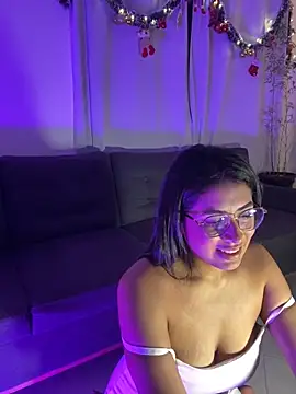 Snapshot of tina_olsen07 chatting on 12-30-24, 12:43 tina olsen07 online show from 12-30-24, 12:43