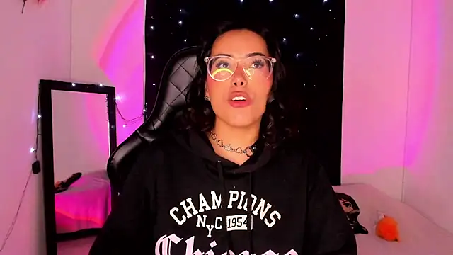 willow poisson online show from 01-08-25, 08:07