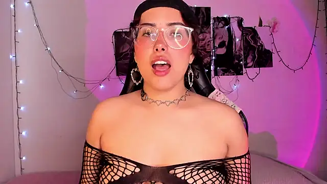 willow poisson online show from 09-26-25, 05:06