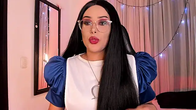willow poisson online show from 06-20-26, 06:00