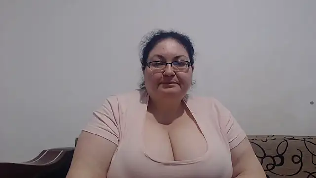 Nykyxo online show from 04-14-26, 11:55