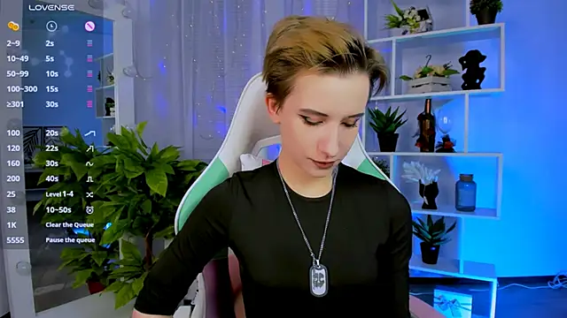 Snapshot of _Rein_ramm chatting on 02-21-26, 04:52 Rein ramm online show from 02-21-26, 04:52