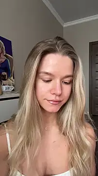 Snapshot of JessIsLove chatting on 02-16-26, 12:34 JessIsLove online show from 02-16-26, 12:34