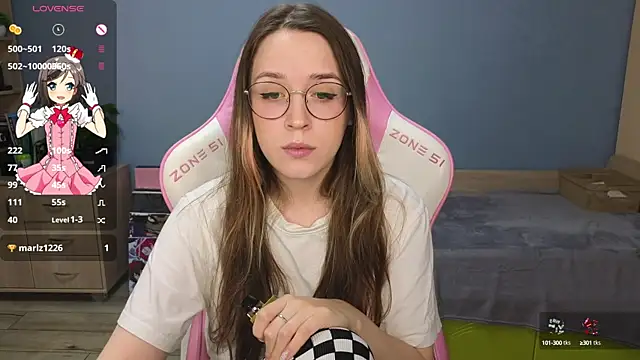 Snapshot of Sweet_frosti chatting on 12-18-24, 03:15 Sweet frosti online show from 12-18-24, 03:15