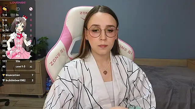 Snapshot of Sweet_frosti chatting on 12-22-24, 05:56 Sweet frosti online show from 12-22-24, 05:56