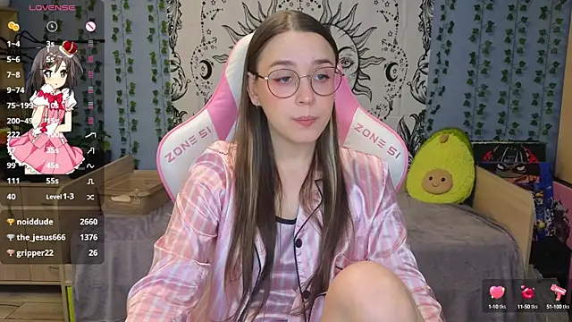 Snapshot of Sweet_frosti chatting on 01-18-25, 06:13 Sweet frosti online show from 01-18-25, 06:13