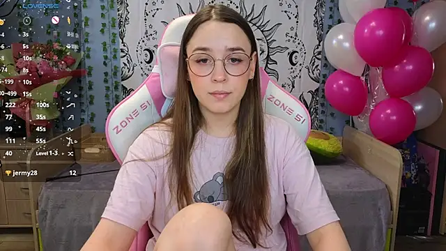 Snapshot of Sweet_frosti chatting on 01-20-25, 07:15 Sweet frosti online show from 01-20-25, 07:15