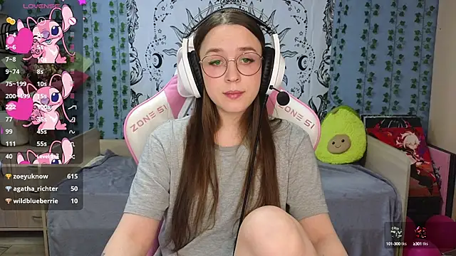 Snapshot of Sweet_frosti chatting on 02-04-25, 06:04 Sweet frosti online show from 02-04-25, 06:04