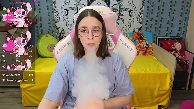 Snapshot of Sweet_frosti chatting on 02-27-25, 05:13 Sweet frosti online show from 02-27-25, 05:13