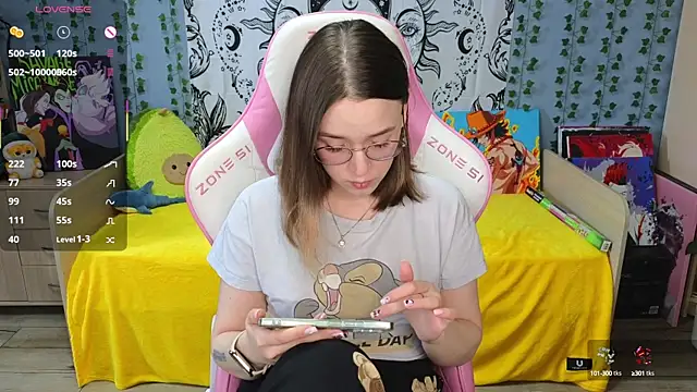 Snapshot of Sweet_frosti chatting on 03-19-25, 02:37 Sweet frosti online show from 03-19-25, 02:37