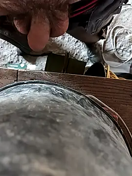 Snapshot of Rico-chow chatting on 10-13-25, 03:56 Rico-chow online show from 10-13-25, 03:56