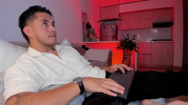 Chriskyle  online show from 11-27-25, 12:02