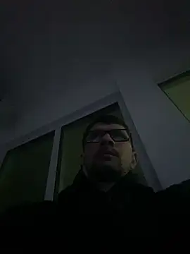 Snapshot of Juliano2289 chatting on 07-11-26, 06:21 Juliano2289 online show from 07-11-26, 06:21