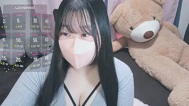 yuinyan3150 online show from 05-10-26, 04:17