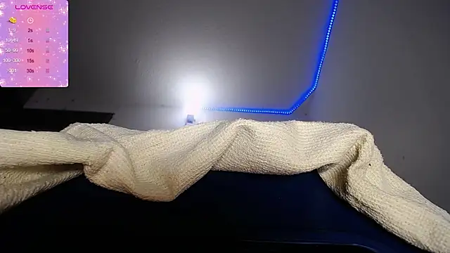 xairaruiz  online show from 01-19-25, 09:44