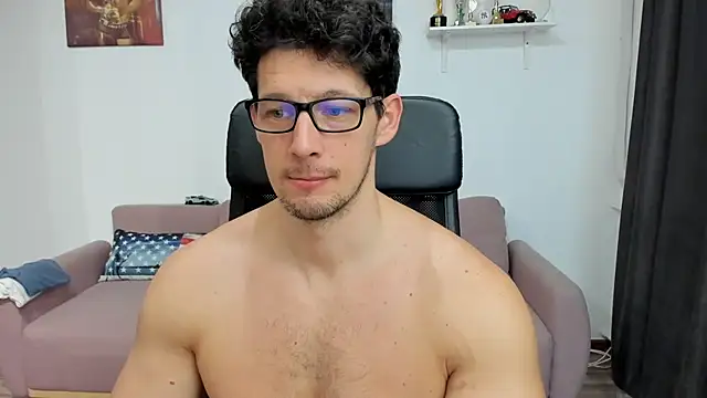 Snapshot of BrutusK08 chatting on 02-05-25, 01:33 BrutusK08 online show from 02-05-25, 01:33