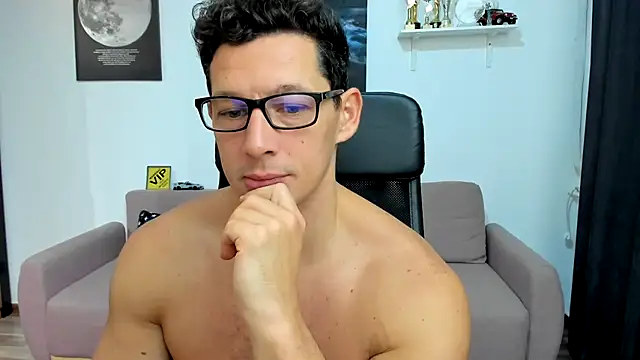 BrutusK08 online show from 11-14-25, 04:33