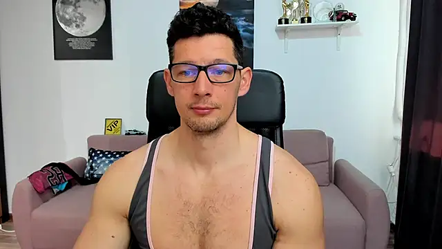 Snapshot of BrutusK08 chatting on 03-14-26, 07:47 BrutusK08 online show from 03-14-26, 07:47