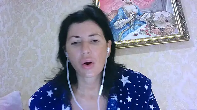 Snapshot of StunnigArt chatting on 08-03-26, 01:15 StunnigArt online show from 08-03-26, 01:15