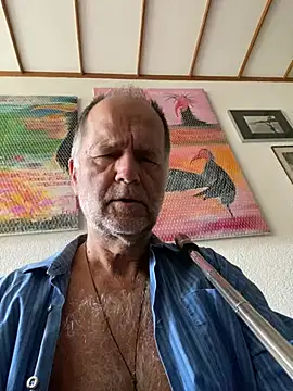 artXhibitor online show from 05-16-26, 06:21