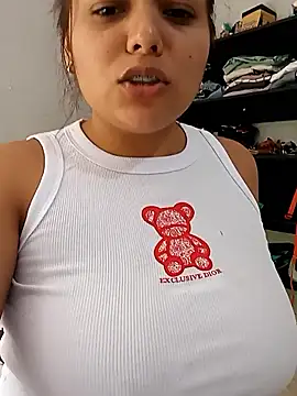 stefanie010 online show from 02-22-26, 05:11