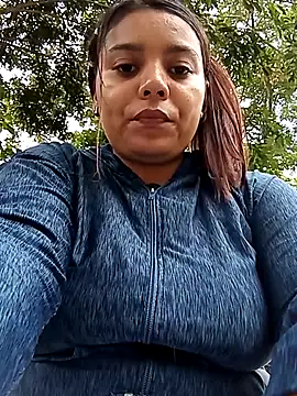 stefanie010 online show from 05-03-26, 02:23