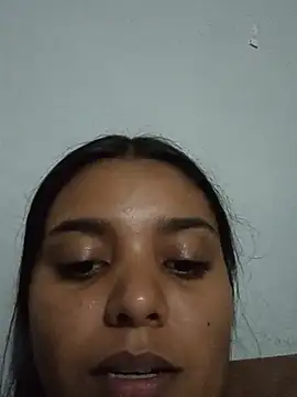 stefanie010 online show from 08-08-26, 10:01