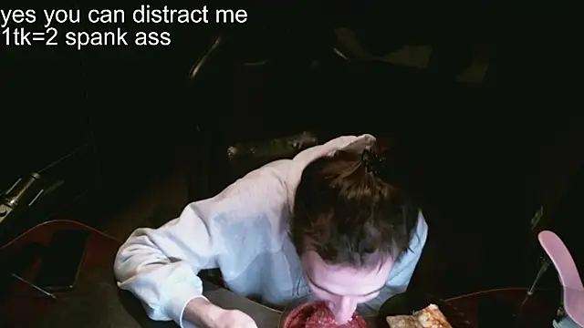 izilizi 23 online show from 12-06-24, 02:17