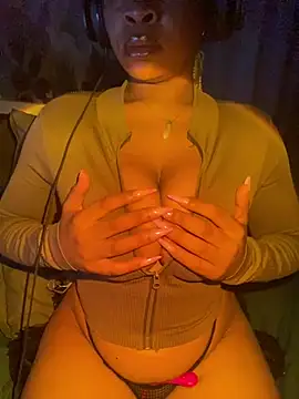 YellowHoneyDip online show from 12-08-24, 03:21