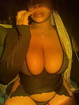 YellowHoneyDip online show from 12-11-24, 05:37