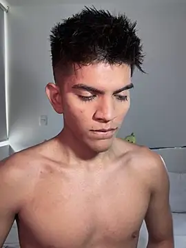 santiago 01 online show from 03-02-25, 02:10